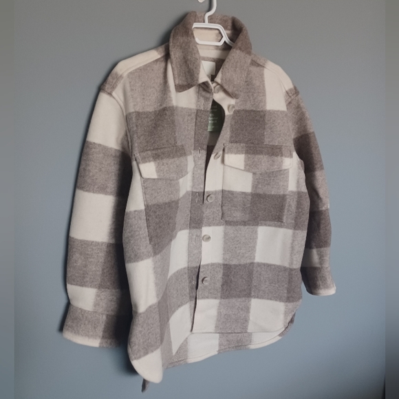 🆕️NWT H&M Oversized Shacket in 'Dark Beige/Checked', Size Medium - Picture 13 of 16